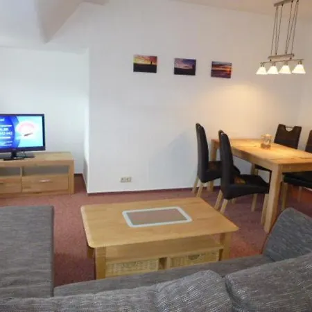 Apartment Wohnung Riemenschneider *